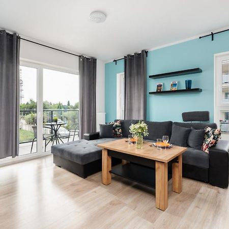 Modern Apartment With Balcony & Free Garage Poznan By Noclegi Renters エクステリア 写真