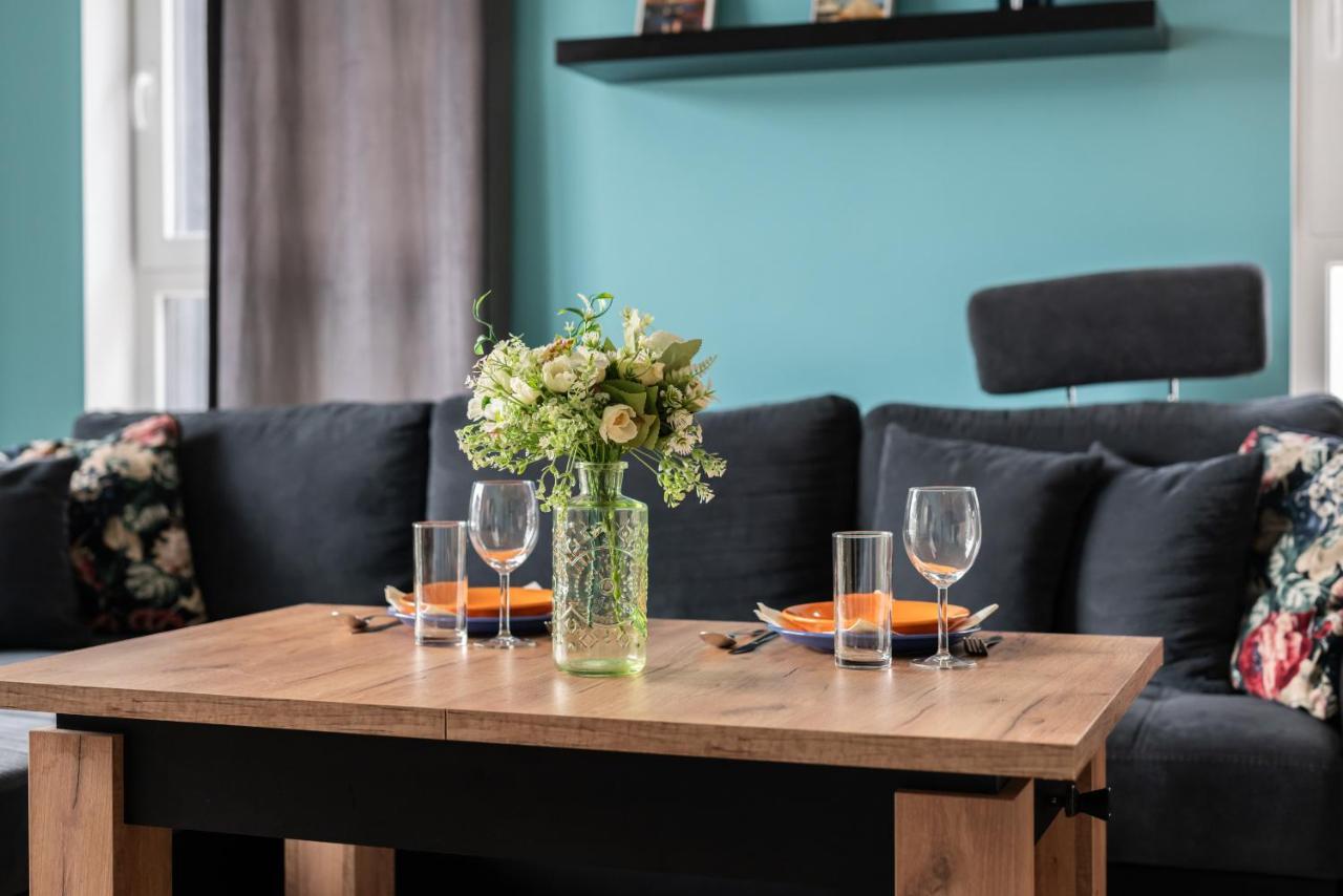 Modern Apartment With Balcony & Free Garage Poznan By Noclegi Renters エクステリア 写真